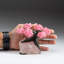 Petit arbre à pierres précieuses en grappe de quartz rose véritable sur une matrice de quartz rose (l'arbre d'amour)