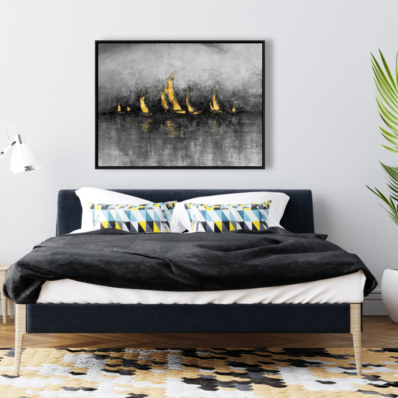 Gold Sailboats Print On Canvas, H 36 po x l 48 po