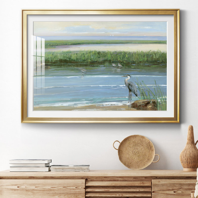 Wading at Dusk - Peinture encadrée, Papier avec cadre doré, H 18,5 po x l 24,5 po x P 1,5 po