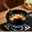 Pot à sauter en forme de wok martelé 24 cm forgé à la main