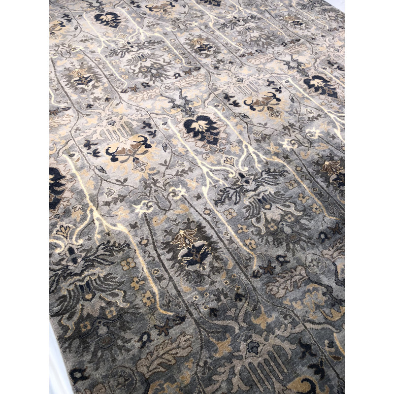 Hudson Damask Area Rug