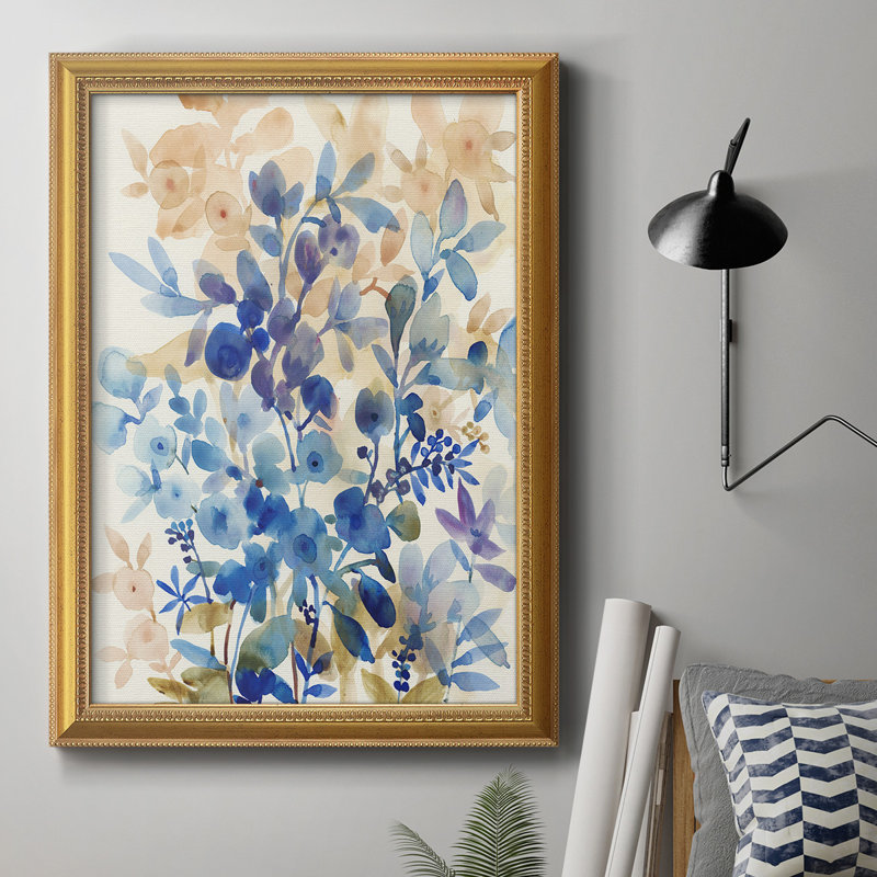 Toile encadrée «Blueberry Floral I» de qualité supérieure - prête à être accrochée, H 20 po x l 16 po x P 2,5 po