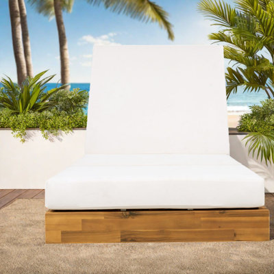 Spacious Acacia Wood Patio Chaise Lounge With Cream Cushion