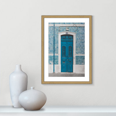 «Blue porte of Caldas De Rainha, Portugual» par Catarina Carvalho - photographie de cadre