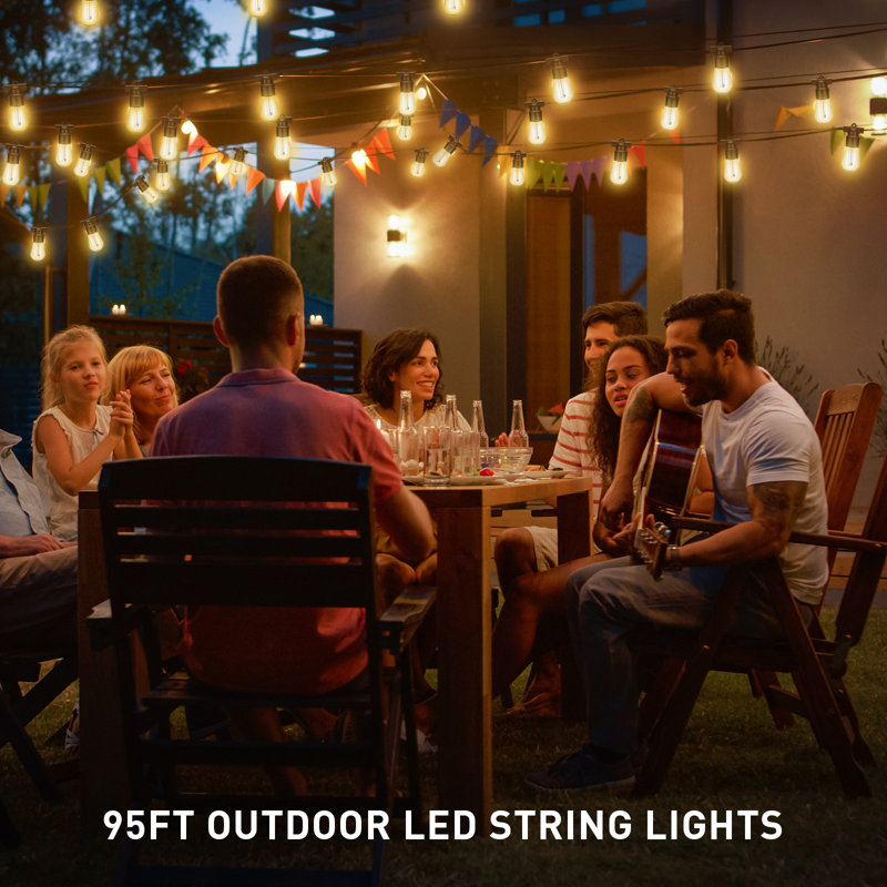 Varnum 30 - Bulb 96'' Plug-in LED String Light