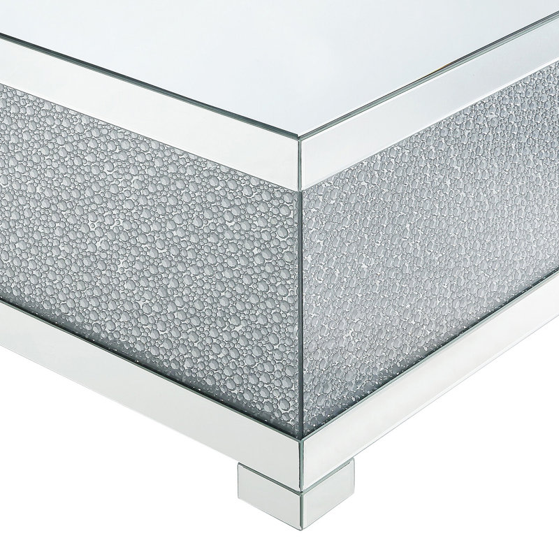 Table basse, faux cristaux ronds