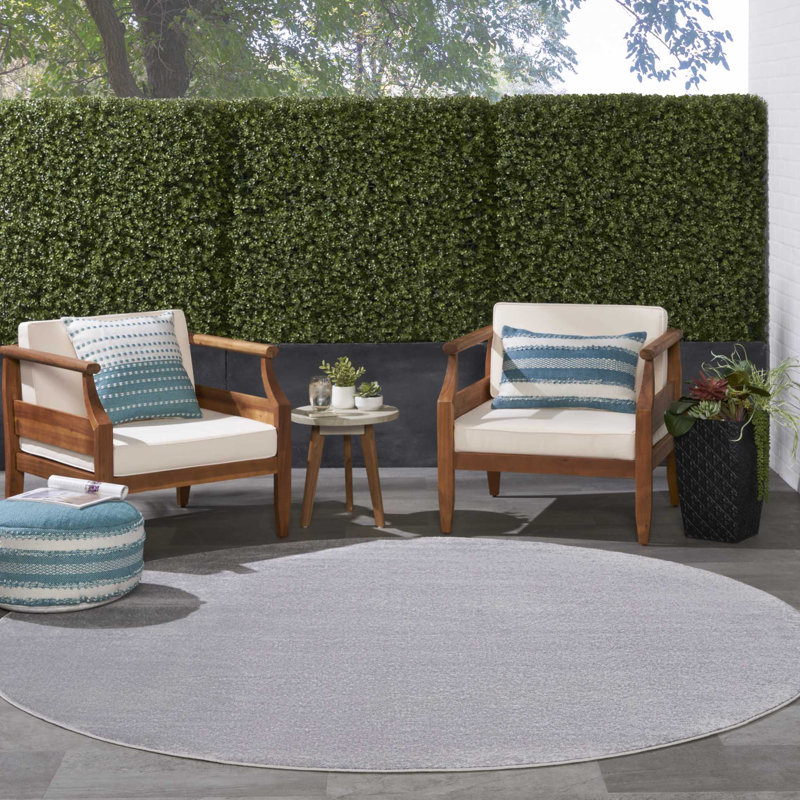 Mullican Sandy Solid Silver/Grey Easy Care Indoor/Outdoor Area Rug, Round 8'