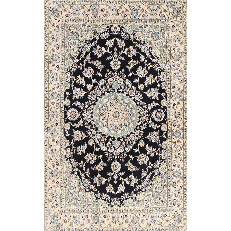 Malak Oriental Indoor Rug, Rectangle 4' x 6'