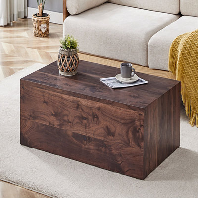 Table basse 39,3 x 23,6 x 12 po en bois de noyer et grain de bois aggloméré - design luxueux, décoration parfaite pour le salon.