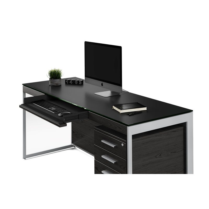 Bureau en verre Sequel 20, Noyer naturel / noir, 24,75 po H x 66 po L x 24 po P
