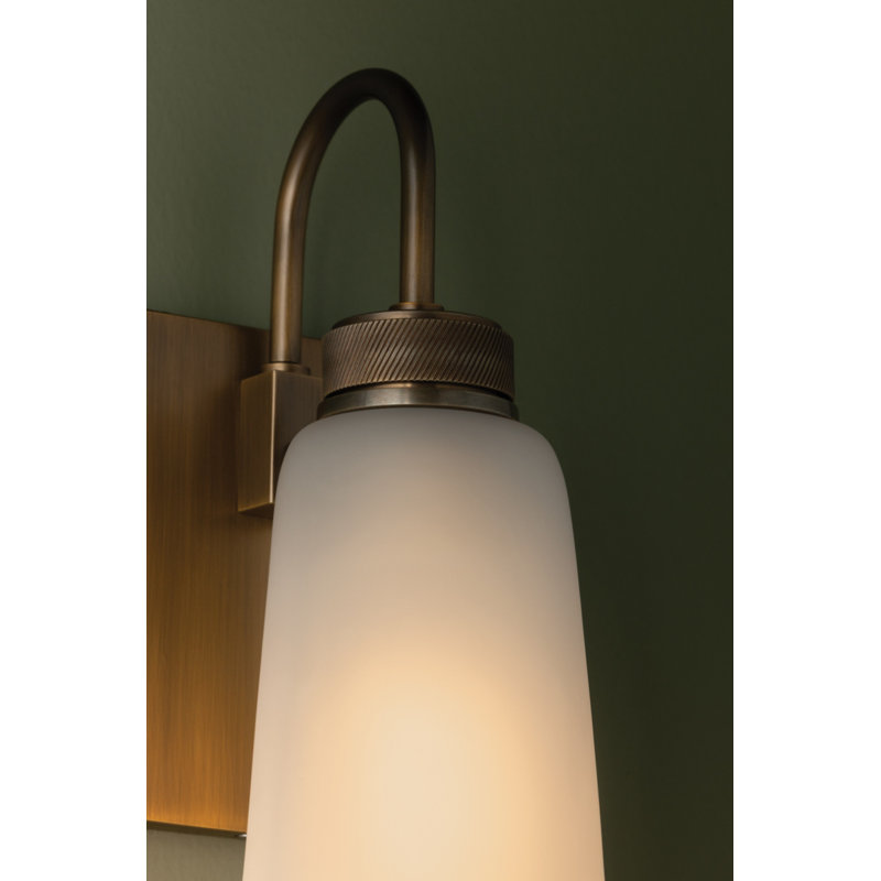 Applique murale 1 lumière en laiton patiné 4,75 po Troy Lighting Gulliver Troy Lighting