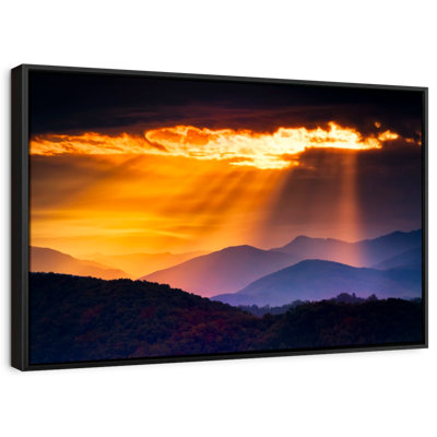 Nature "Art mural Sunrays Over Smoky Mountains"