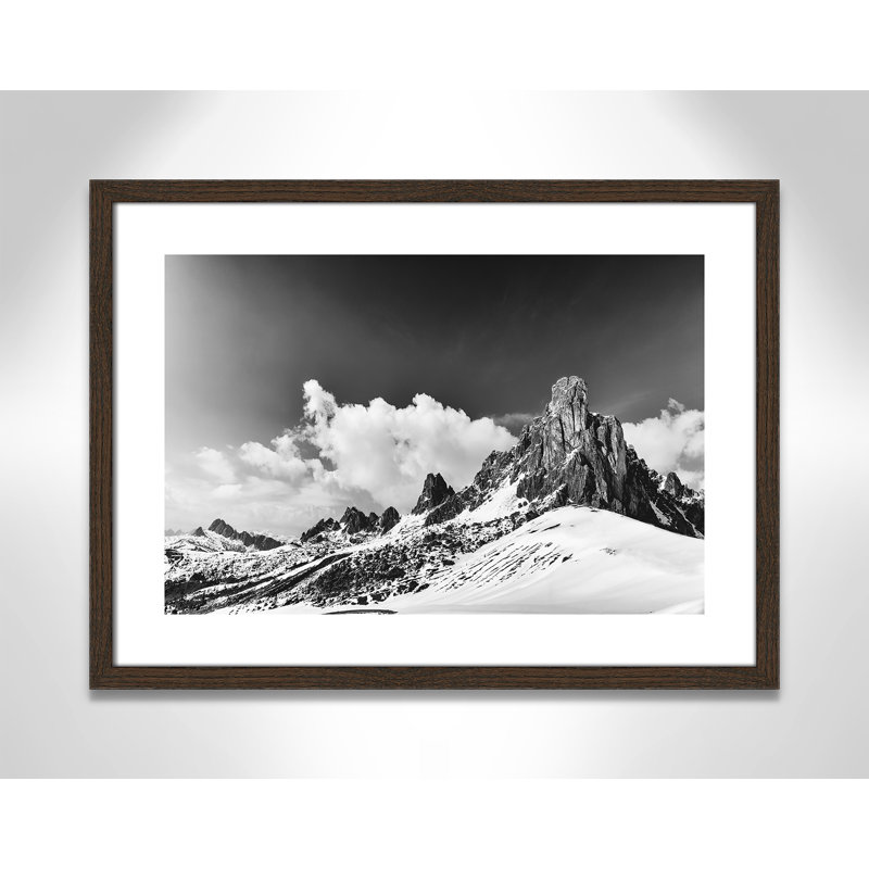 Dragon's Tail par Lars Van de Goor - reproduction de photo sur papier encadrée, H 17 po x l 23 po x P 0,75 po