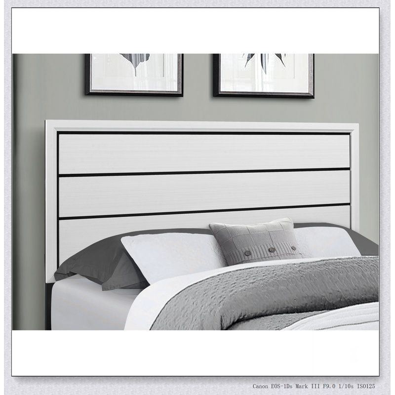 White Bed, Queen