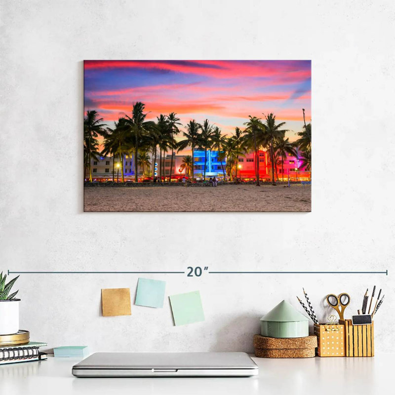 Harpa Miami Beach USA, 8" H x 12" W