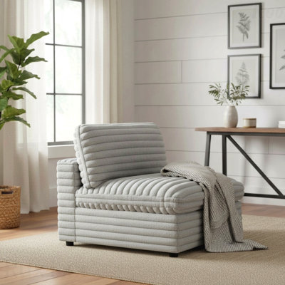 Chaise d'appoint moelleuse idéale pour les chambres relaxantes
