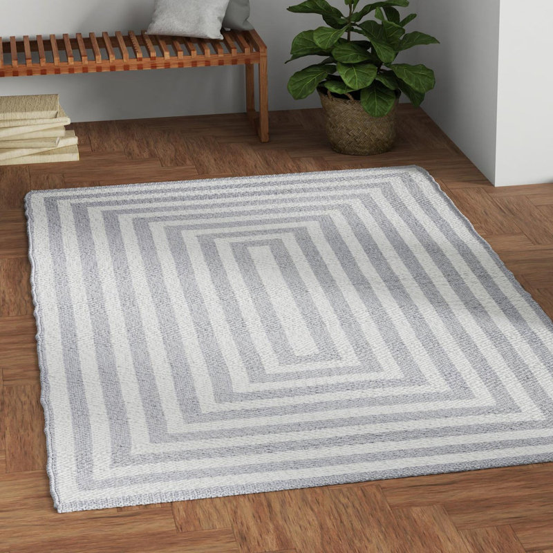 Ichelle Indoor/Outdoor Area Rug, Rectangle 7'10" x 10'