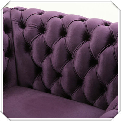 Elegant Chesterfield Club Chair Classic Home Accent Piece