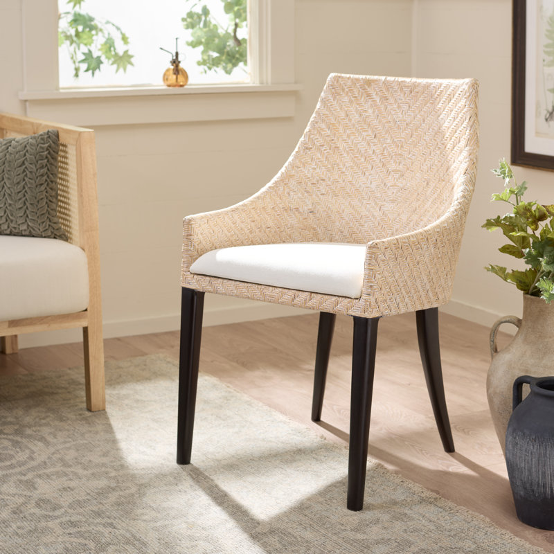 Chaise avec accoudoirs Riko, Blanchies