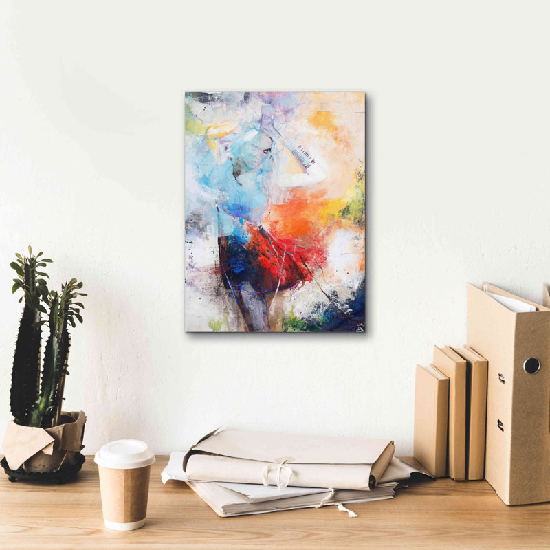 "She Dances" par Design Fabrikken sur toile, H 16 po x l 12 po x P 0,75 po
