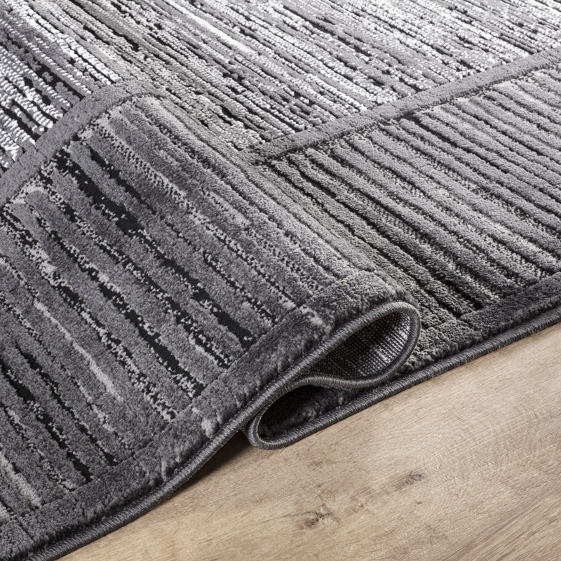 Tapis tissé à la machine Isborne , Noir/Ivoire, Rectangle 5 pi x 7 pi 10 po