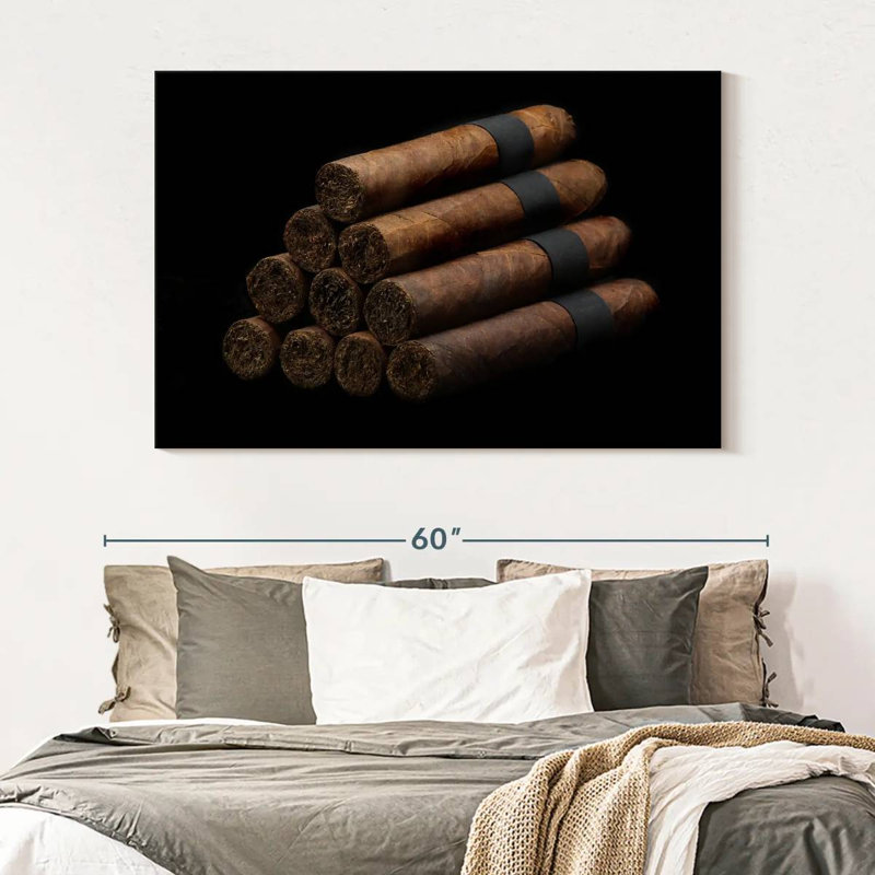 Senne Robusto Cigar Pyramid, 34" H x 51" W