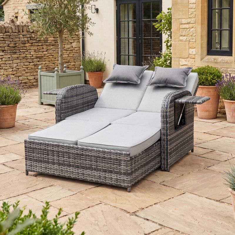 118 cm W Patio Daybed with Cushions, Grey