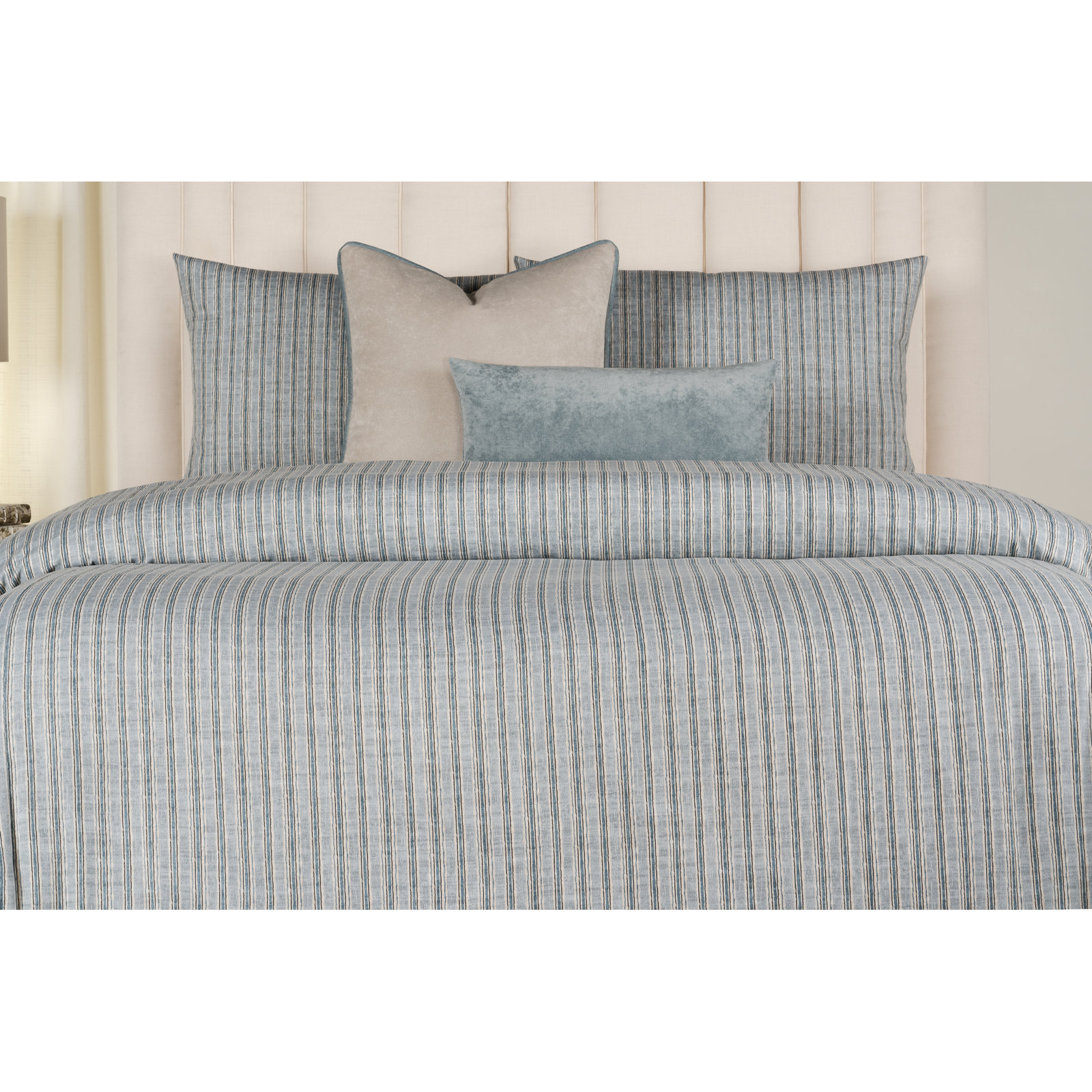 Siscovers 100% Cotton 7-Piece Duvet Cover Set, Expanded King Duvet Cover + 6 Additional Pieces, Blue Striped