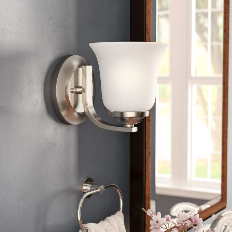 Applique murale / de salle de bain Emmons à une lumière de Génération Éclairage , Nickel brossé, Oui