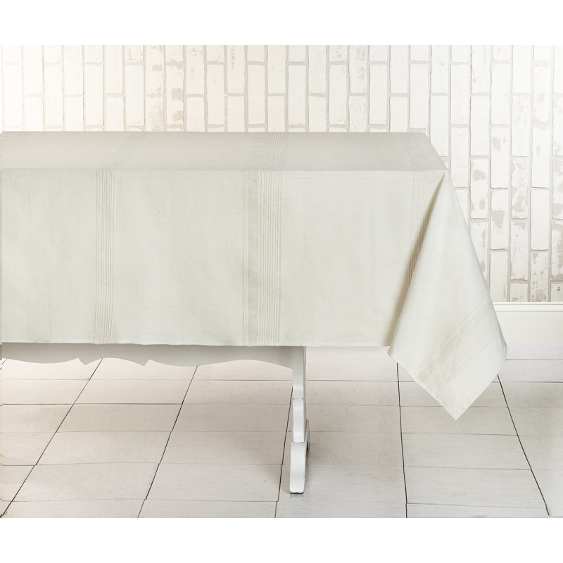 Nappe WHIPPED Cream - 90 po x 60 po, 90 po x 60 po