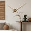 Horloge murale mains seulement-22856114-128460029