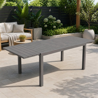 Table de salle à manger extensible de 60 à 83 pouces, brun, en PEHD / aluminium pour l'extérieur pour 4 à 8 personnes
