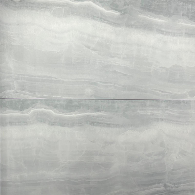 Melanoid Smeraldo Silver Polished, 24" W x 24" L