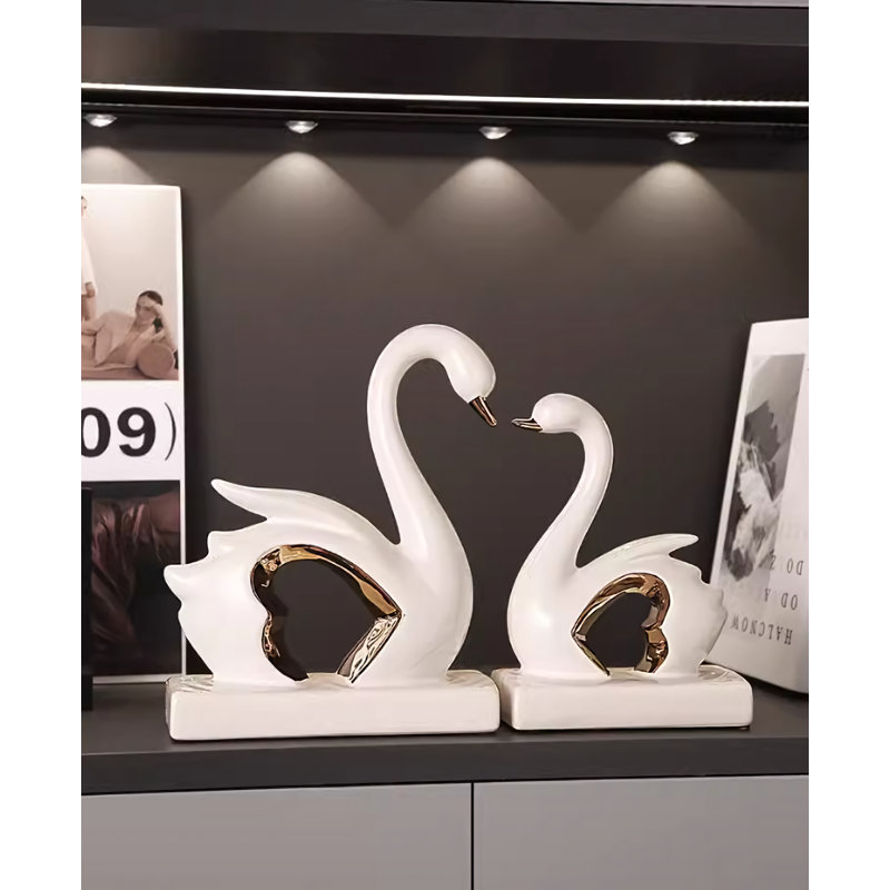 Delmo Figurines & Sculptures, White/Gold