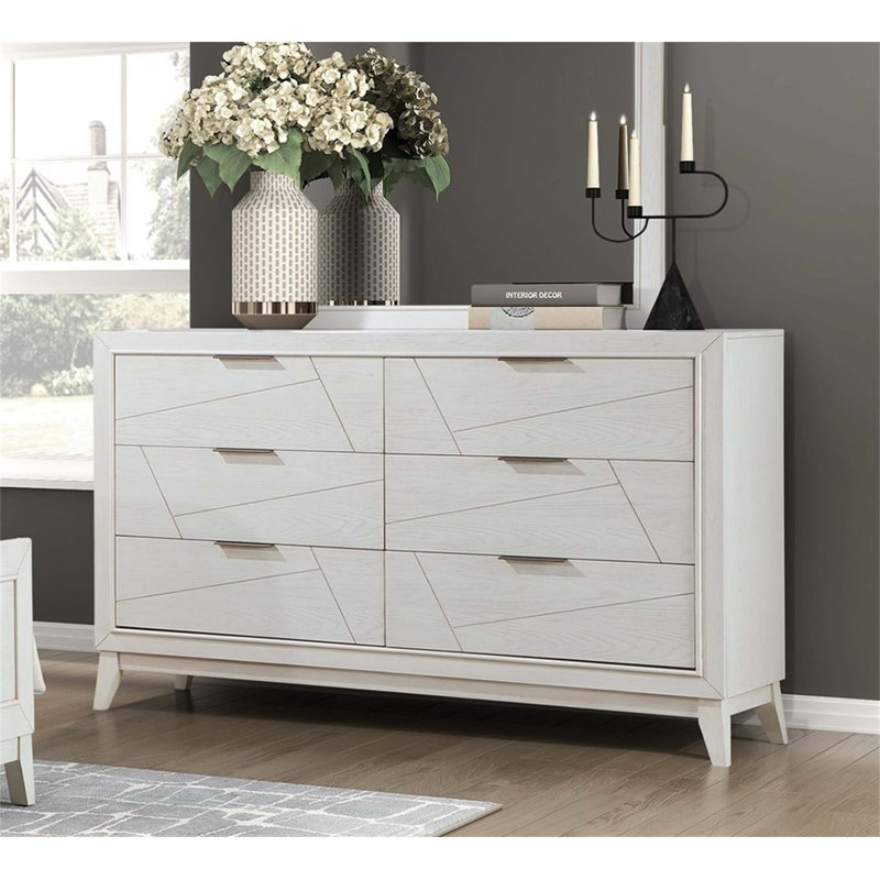 Commode moderne moderne à finition blanche antique avec 6 tiroirs spacieux en queue d'aronde pour un rangement élégant dans la chambre à coucher