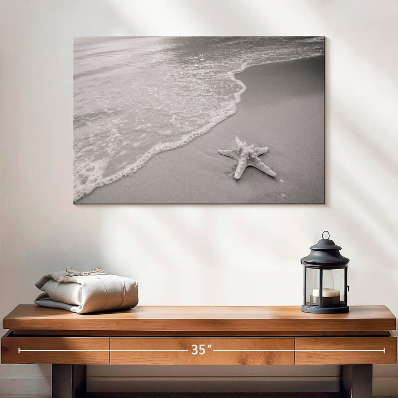 Gillard Starfish Monochrome, 16" H x 24" W