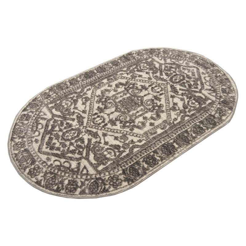 Oriental Indoor Rug, Oval 3'3" x 5'3"