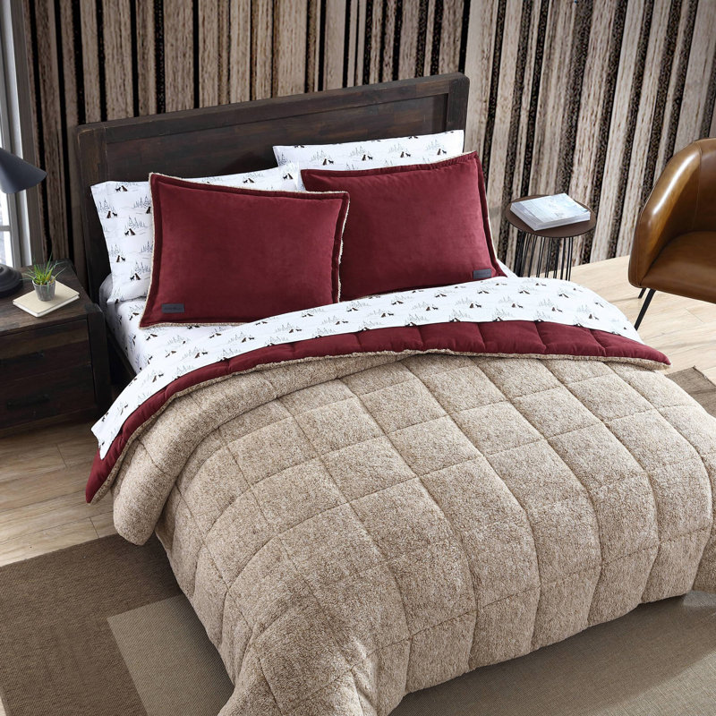 Eddie Bauer Reversible Microsuede Comforter Set, Full/Queen Comforter + 2 Shams, Deep Red