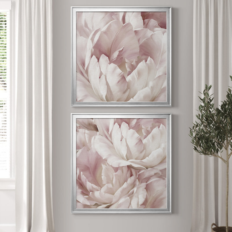 Intime Blush III - ensemble de 2 reproductions d'art, Toile encadrée, H 22,5 po x l 45 po, Silver