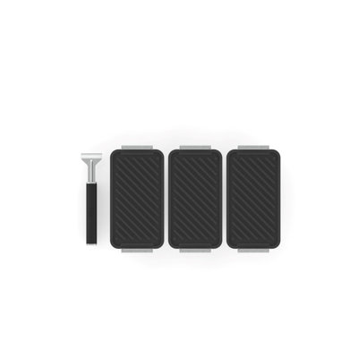 Yukon Glory 3-pan cast iron grill tray set with clip-on handle, pre-seasoned