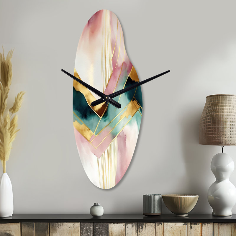 Horloge géométrique incurvée en métal Celian, Grand