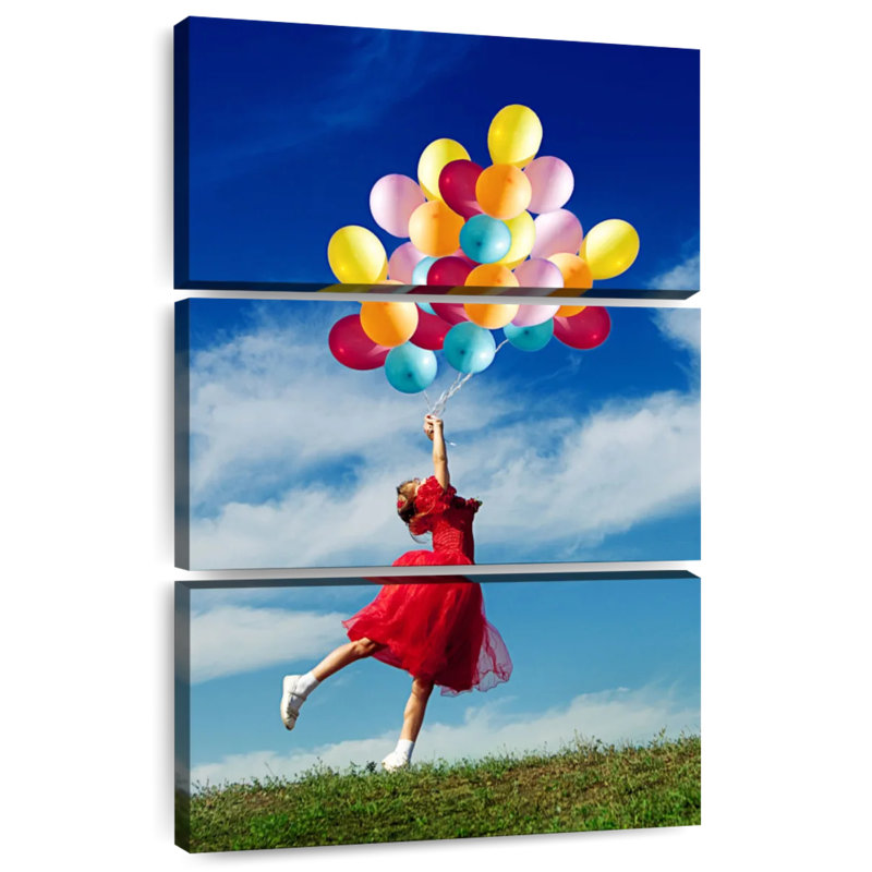 Fille de Leisha jouant avec des ballons, H 38 po x l 24 po