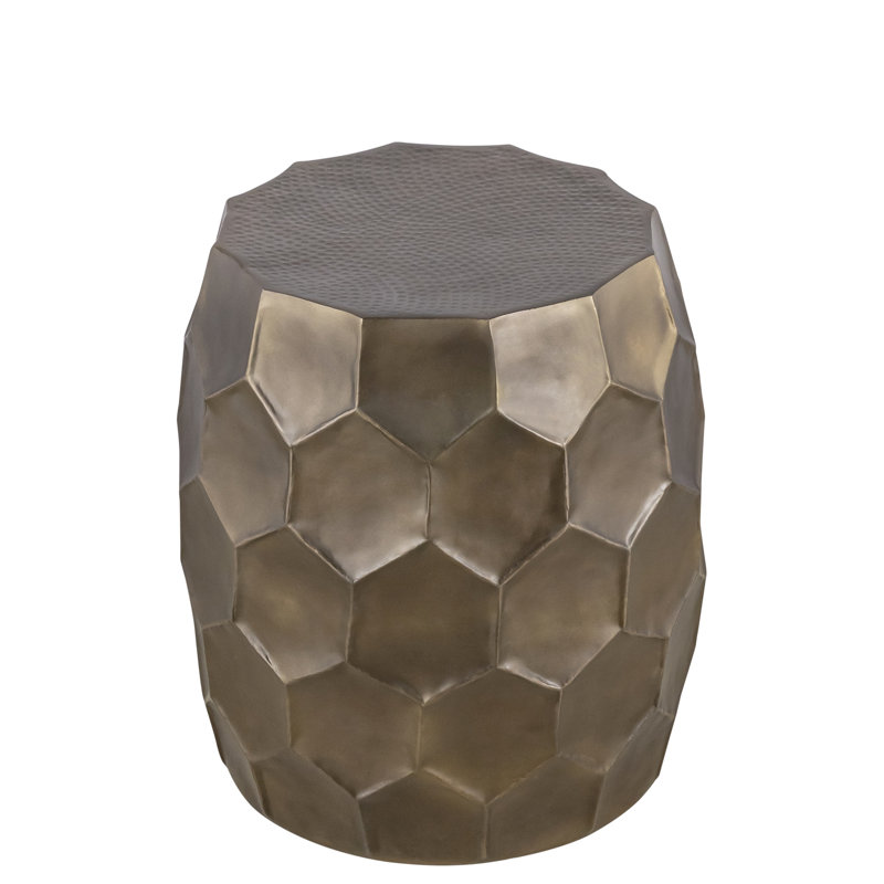 Table d'appoint à finition dorée, 18 po x 21 po, style martelé à la main, utilisation polyvalente dans une base en aluminium lustré, hexagonale, convient à divers styles de décor