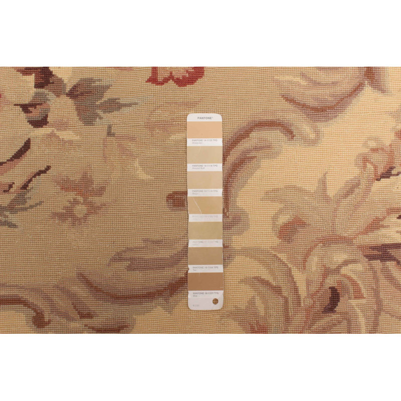 Tapisserie Dynasty Beige kilim 5 pi 7 po x 8 pi 8 po
