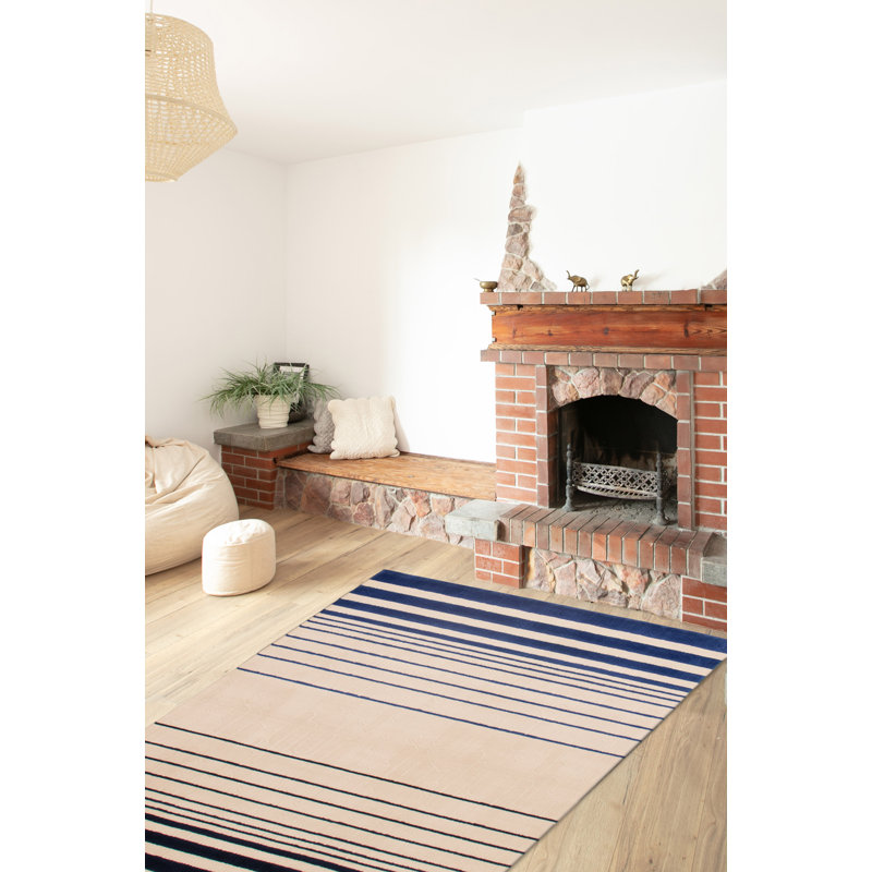 Tapis unique crème, bleu marine et unique 5 pi 3 po x 7 pi 7 po Kashkuli Gabbeh