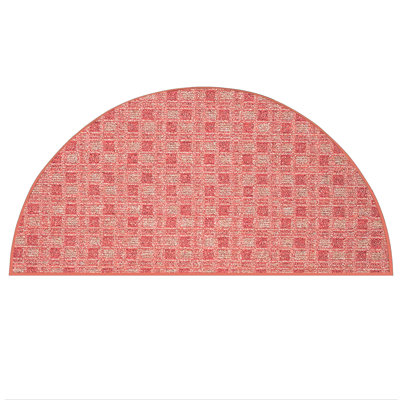 Tapis abstrait abstrait d'intérieur / extérieur de couleur commerciale, rouge, hexagone de 2 pi, adapté aux animaux de compagnie et aux enfants. Hexagone, tapis parfaits pour les enfants, les animaux de compagnie, les événe