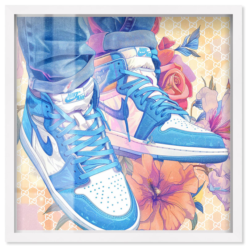 Sneaker in Bloom Shadowbox Print Sneaker, art mural par Art Remedy, H 17 po x l 17 po, Blanc