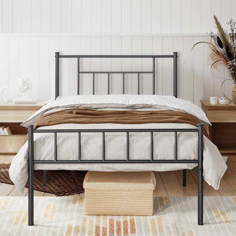 Delaenie Metal Platform Bed, Simple, Noir
