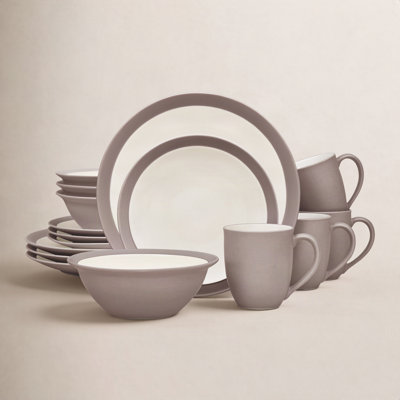 Colorwave Stoneware Dinnerware Set - Service for 4