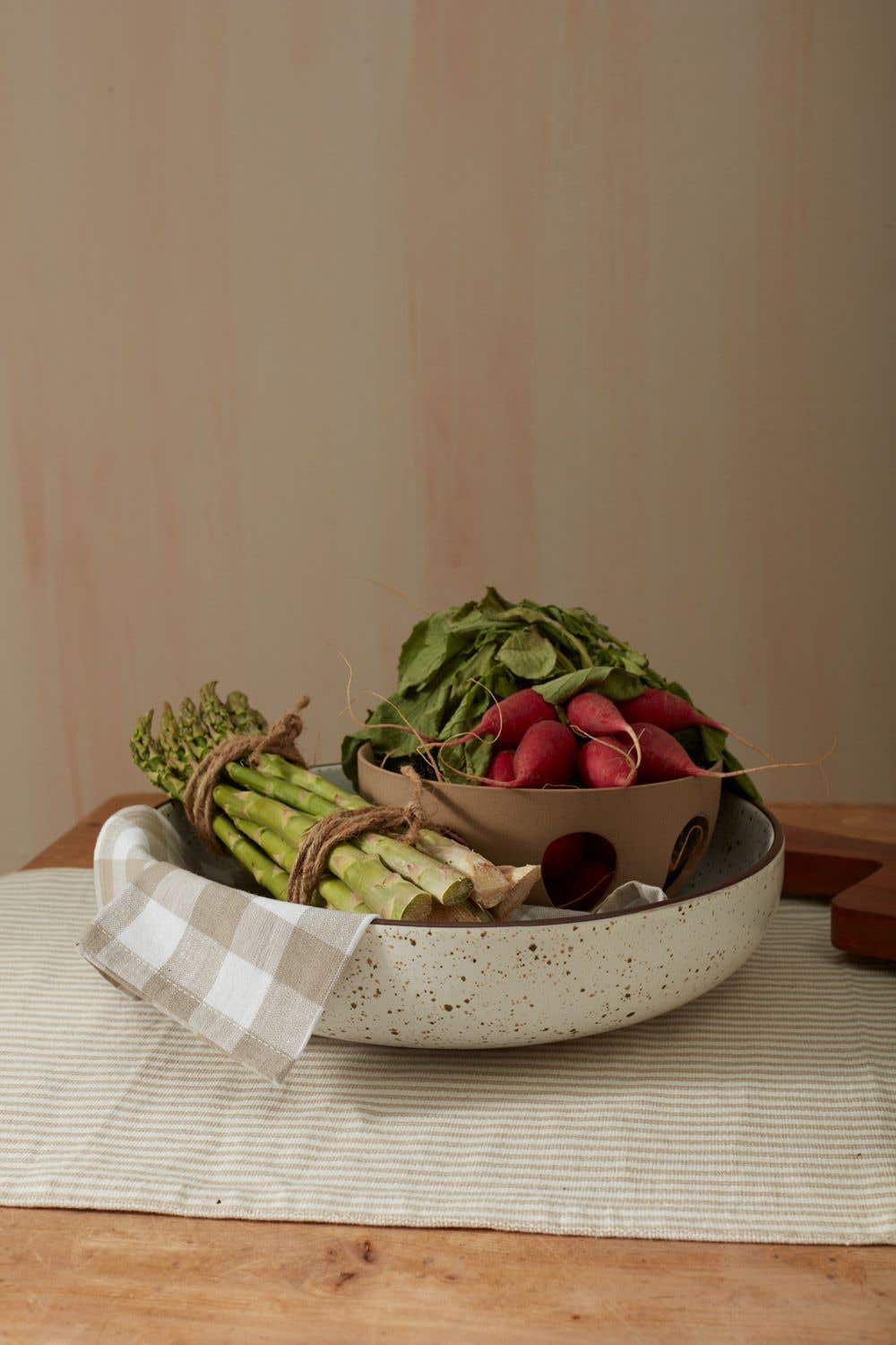 Eino Ceramic Serving Bowl